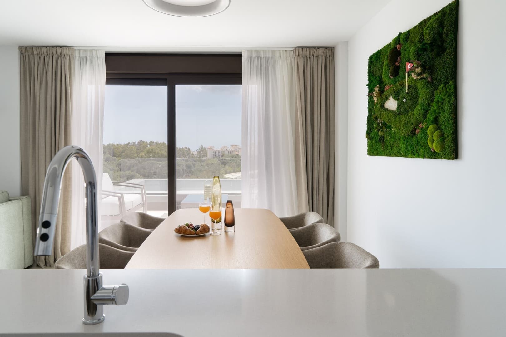 Property gallery — 5