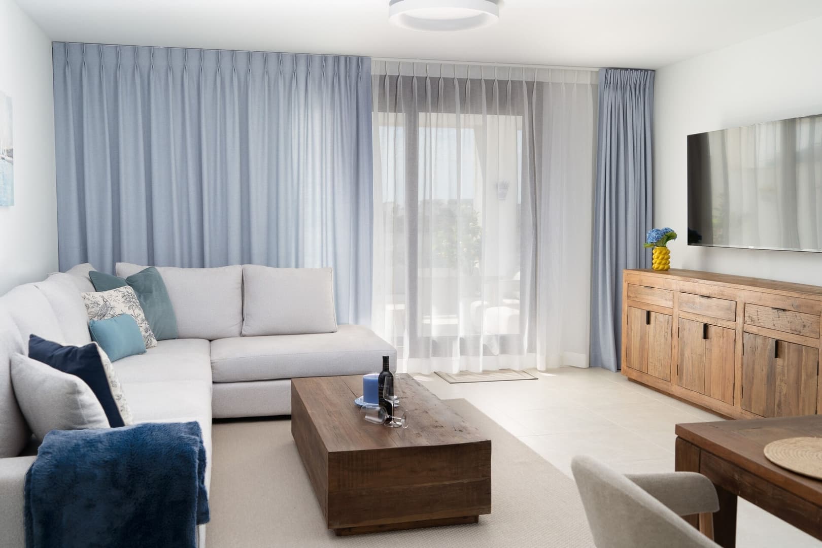Property gallery — 2