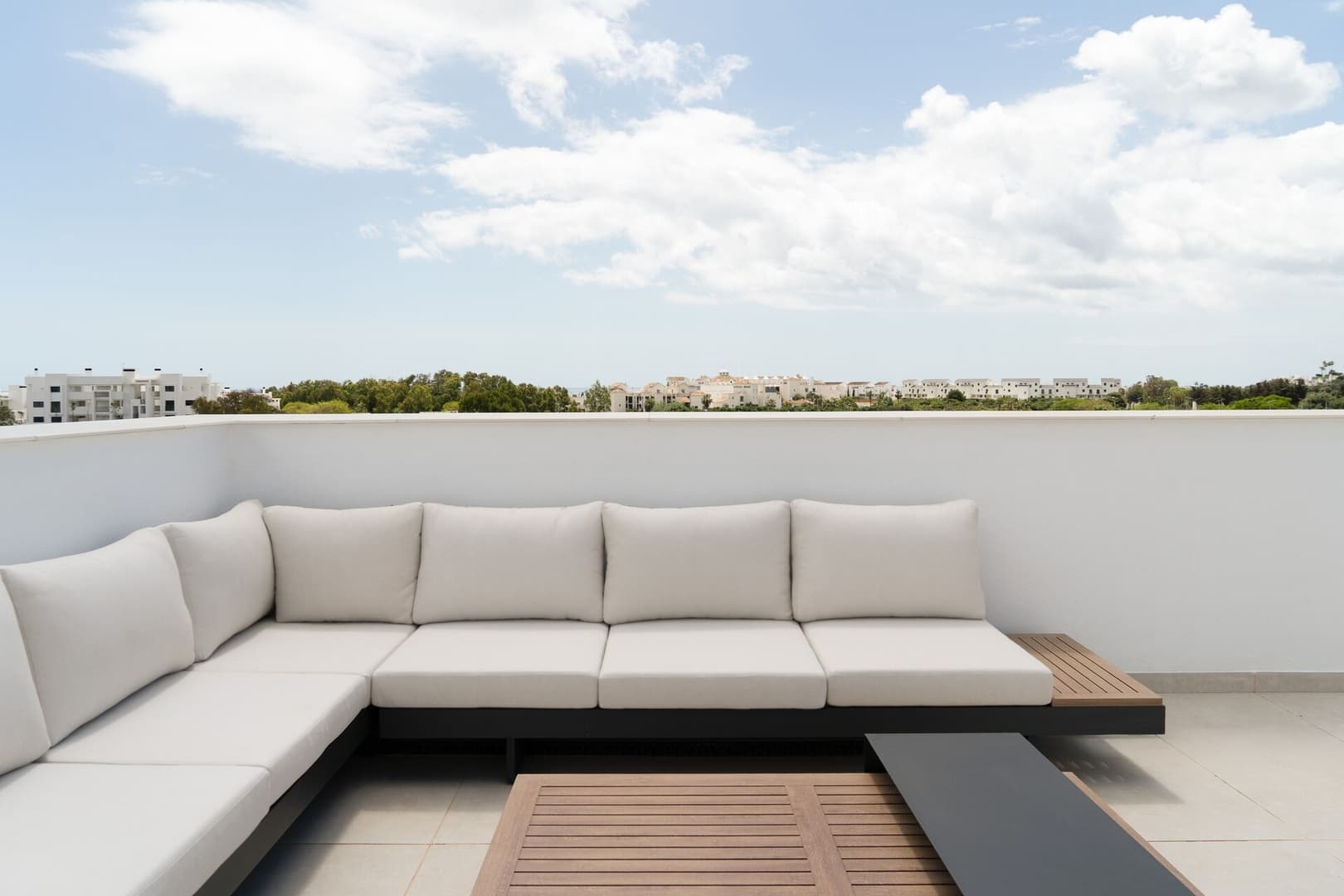 Property gallery — 4