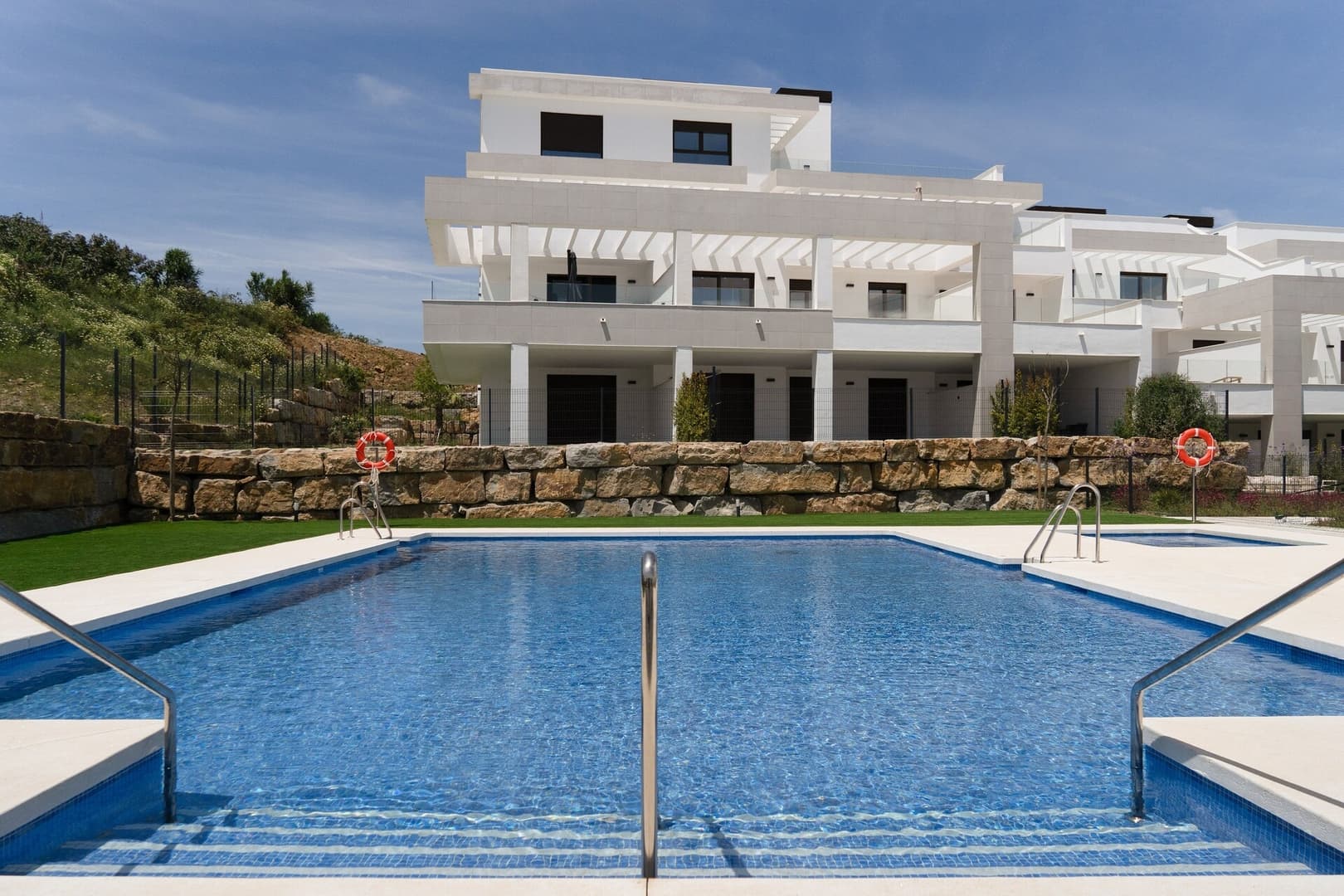 Property gallery — 1