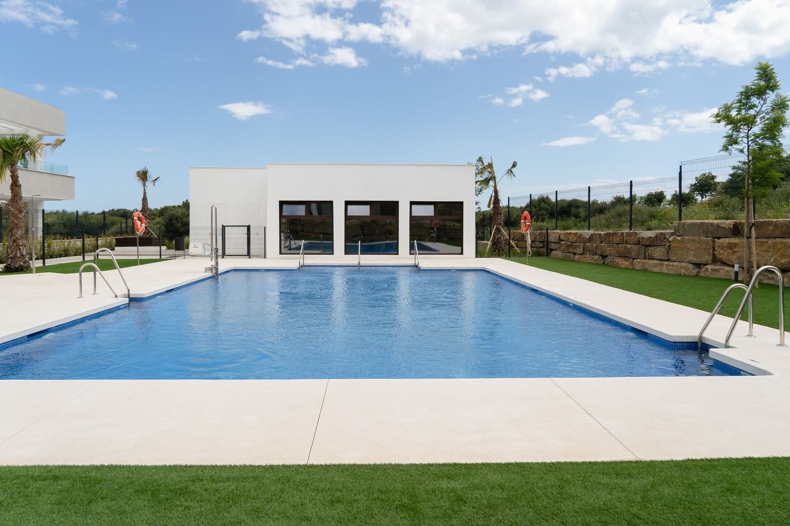 Property gallery — 1