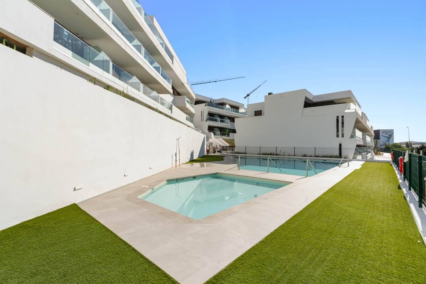 Property gallery — 4