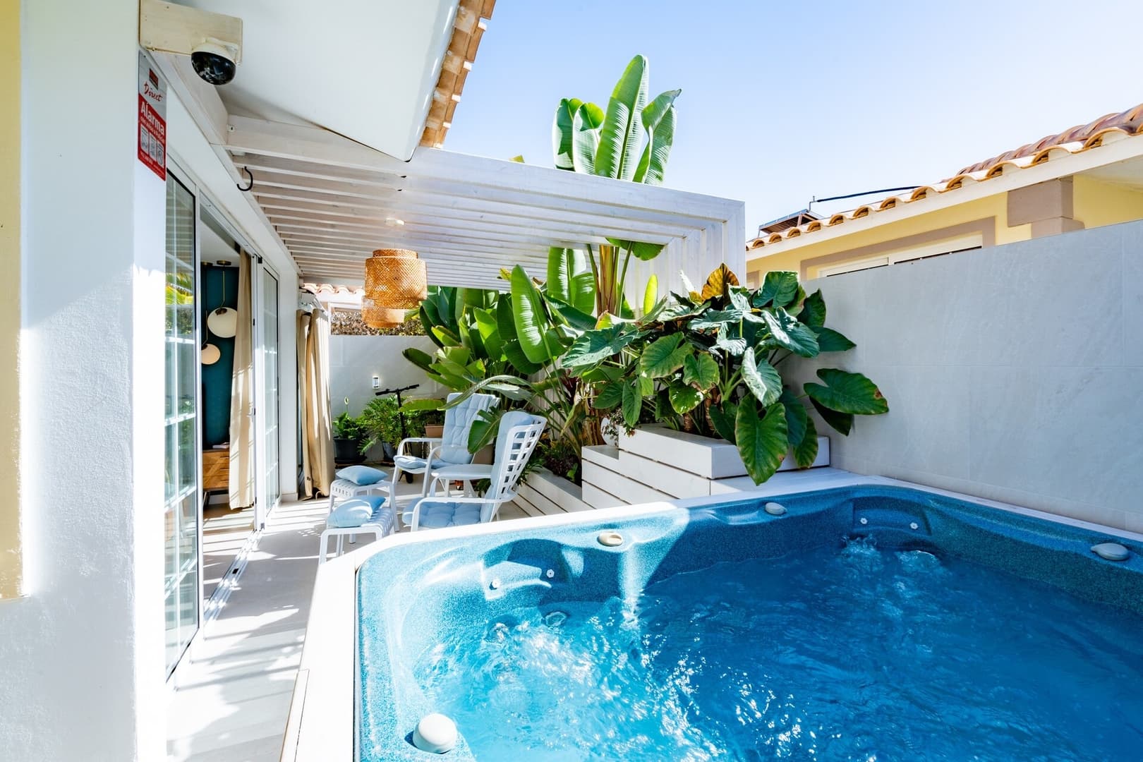 Property gallery — 1